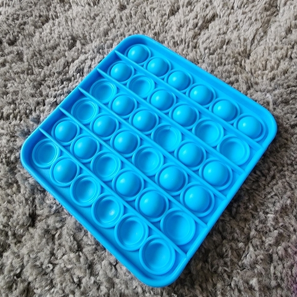 Pop it fidgets Purple Among Us and Blue square Set of 2 - Picture 3 of 10